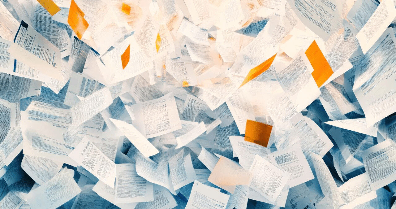 Milhares de folhas de papel a voar desordenadamente, simbolizando os erros e o desperdício causados pelo mau copywriting.